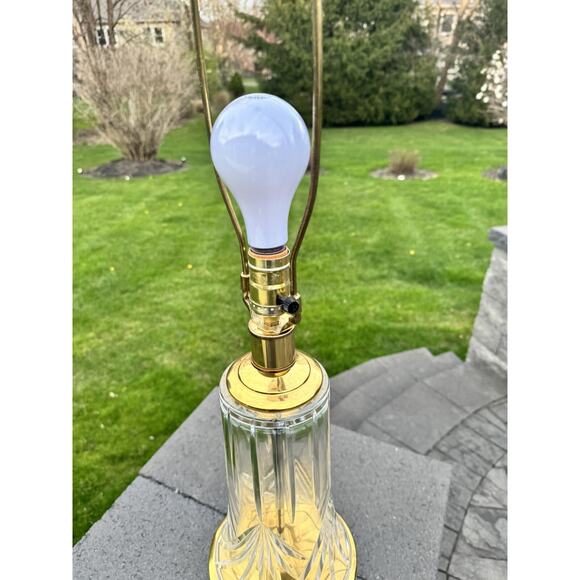 Vintage MCM Hollywood Regency Clear Cut Crystal Glass Brass Table Lamp 37” Tall - Picture 8 of 15